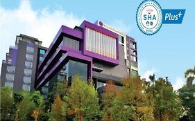 โรงแรมทีเค พาเลซ แอนด์ คอนเวนชั่น (SHA Plus+)